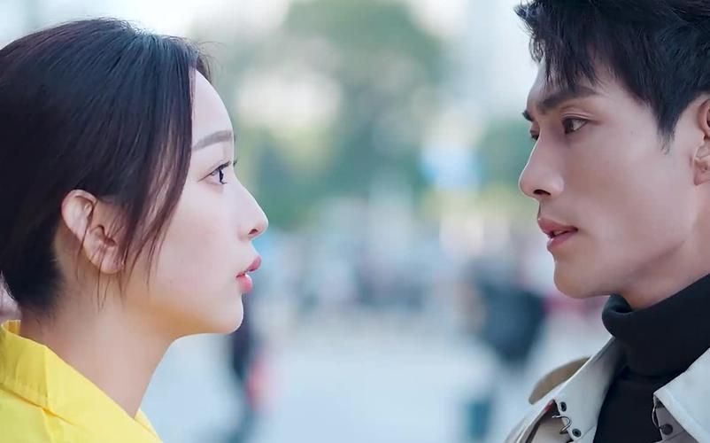 总裁夫人，身兼多职封面图