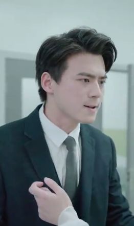 白总霸爱上瘾封面图