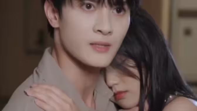 闪婚之顾总娇妻超凶（闪婚后之成人游戏）封面图